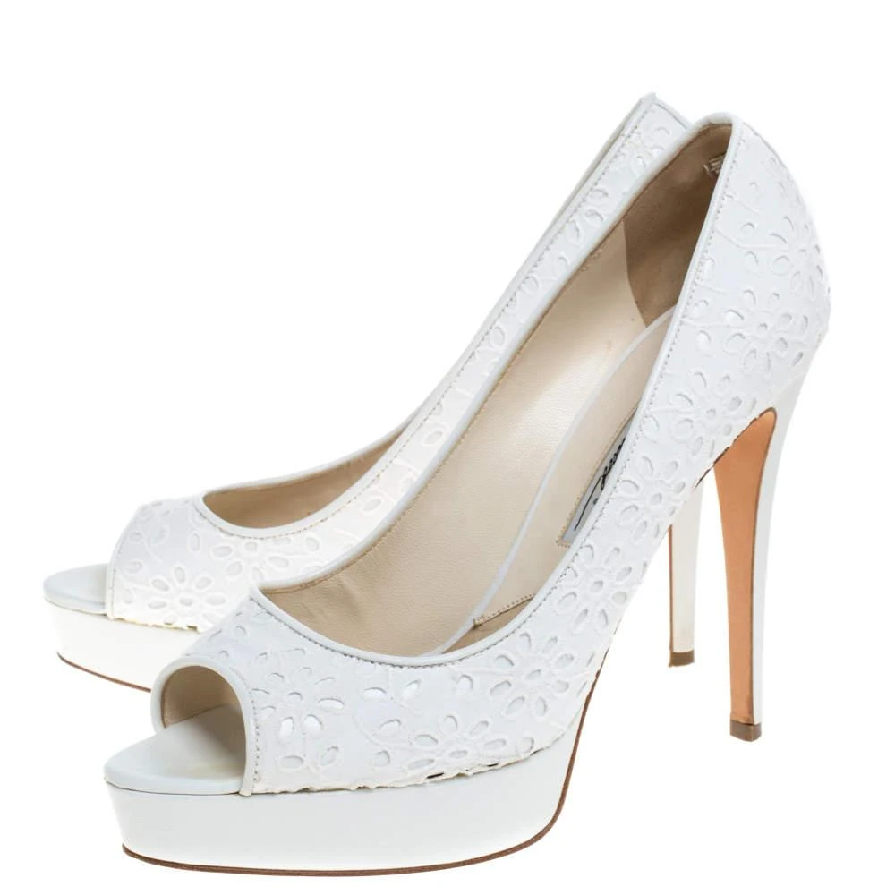 Brian Atwood Brian Atwood White Floral Embroidered Fabric Peep Toe Platform Pumps Size 39.5 4