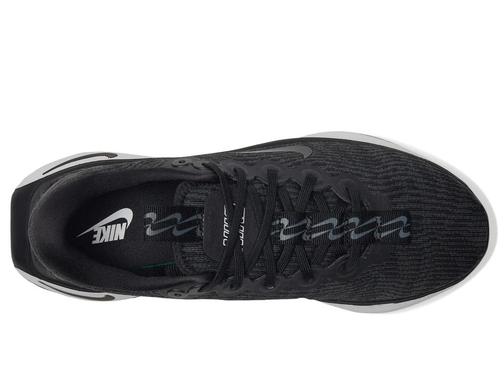 NIKE Motiva 2