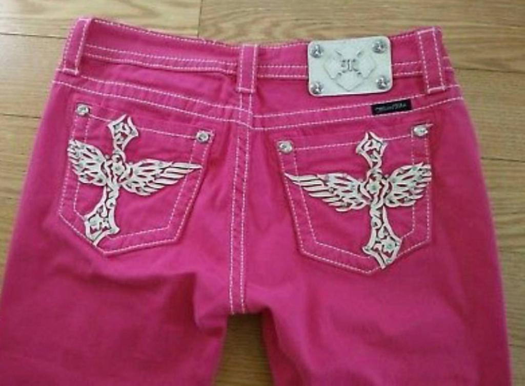 Miss Me Miss Me - Cross Wing Capri