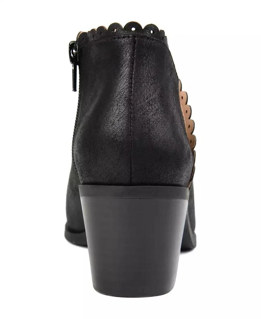 Journee Collection Women's Tessa Scalloped Block Heel Booties 3