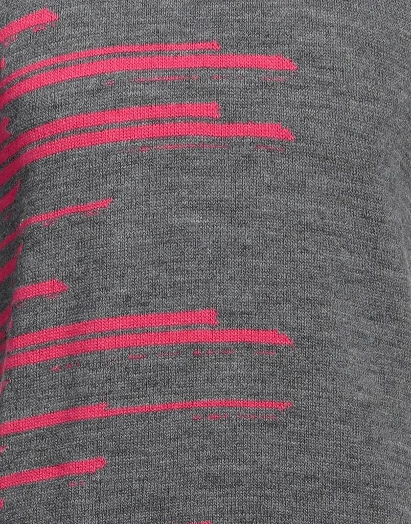 YOON Sweater 4