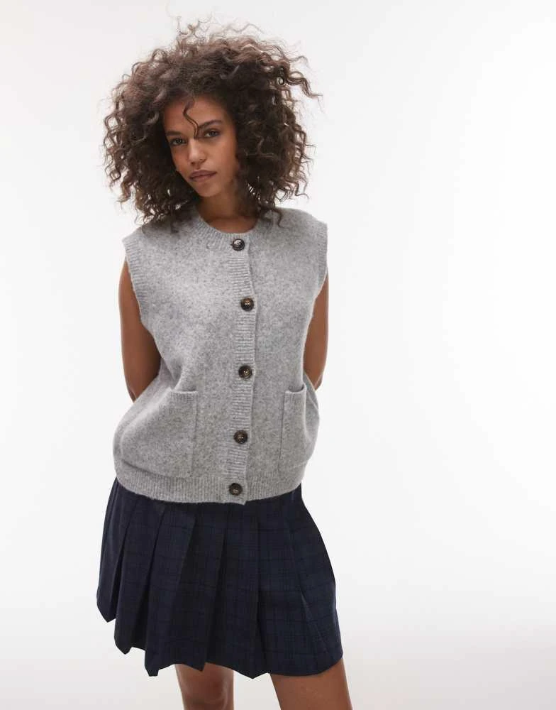 Topshop Topshop knitted oversized crew pocket waistcoat in grey 4