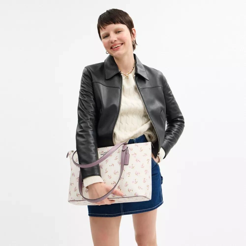 Coach Gallery Tote Bag In Signature Canvas 7