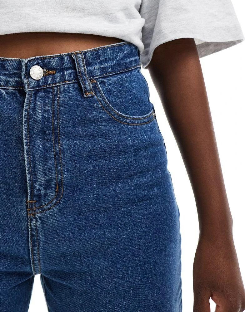 Don't Think Twice DTT Lou mom jeans in mid blue wash 3