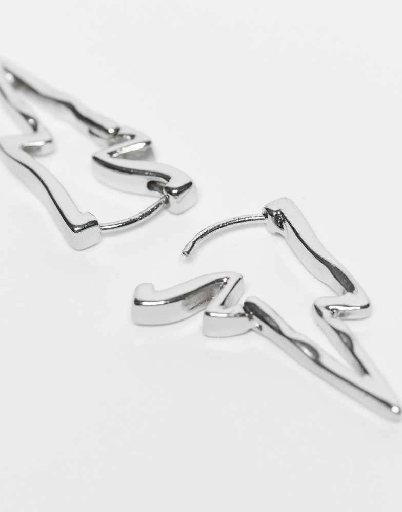 Reclaimed Vintage Reclaimed Vintage unisex small thunder bolt earrings in silver 3