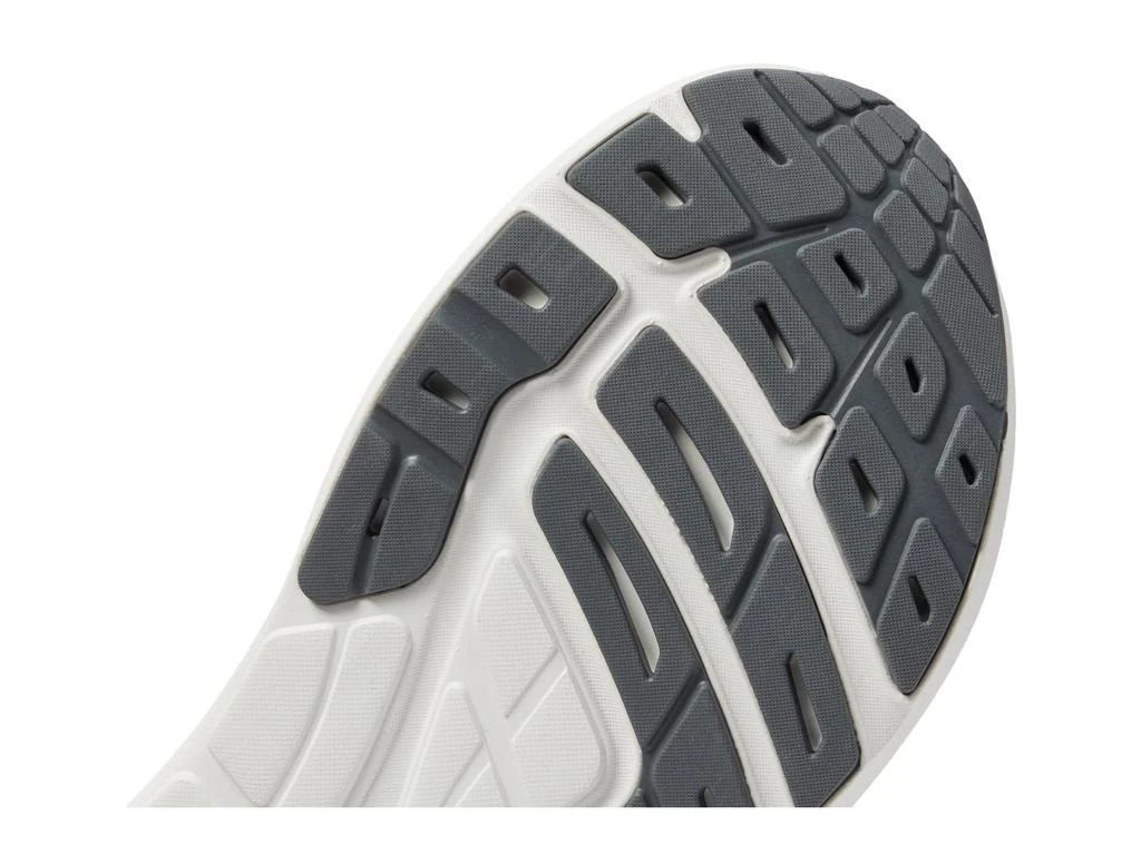 TOPO ATHLETIC Phantom 3 6