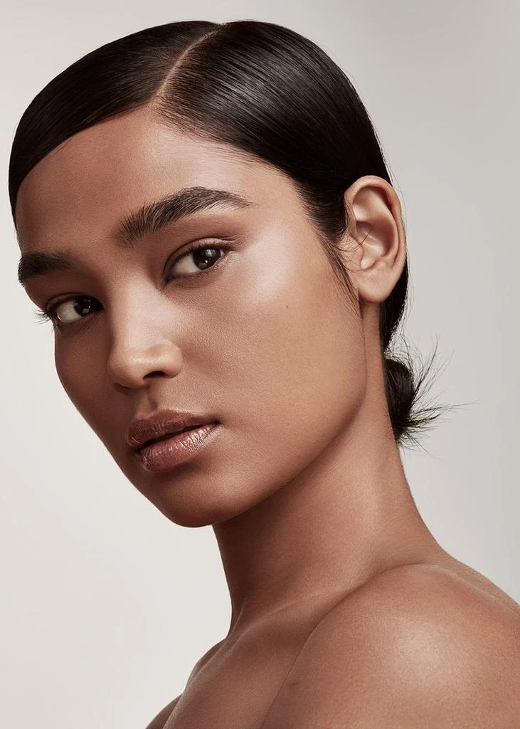 Fenty Beauty Pro Filt'r Soft Matte Longwear Foundation 370 4