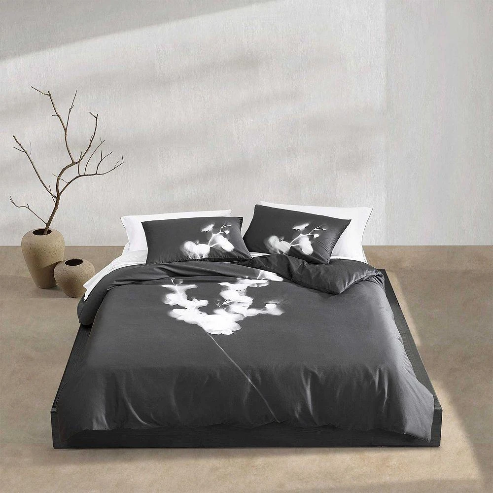 Calvin Klein Orchid Collection Cotton Sateen 3 Piece Duvet Cover Set, King 2