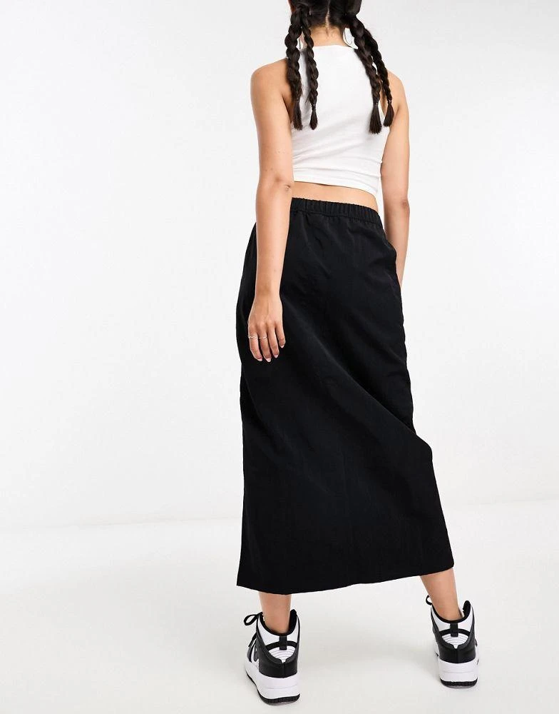 Nike Nike mini swoosh woven cargo maxi skirt in black 3