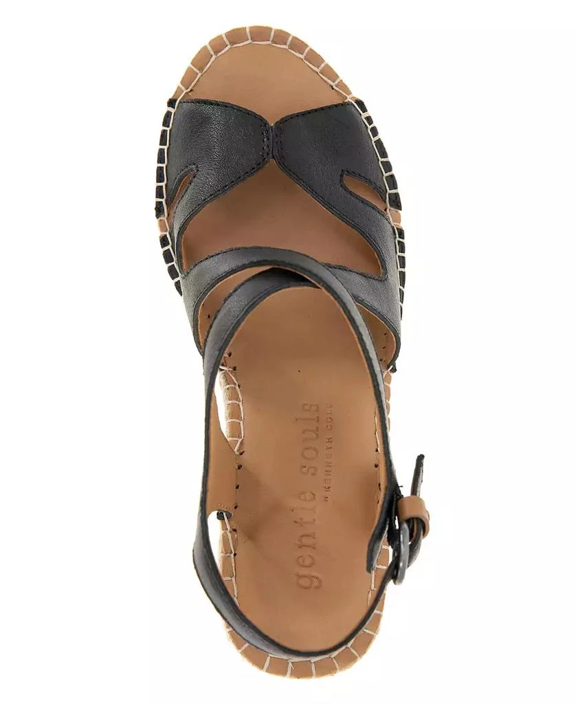 Gentle Souls Women
s Elise Buckle Sandals 4