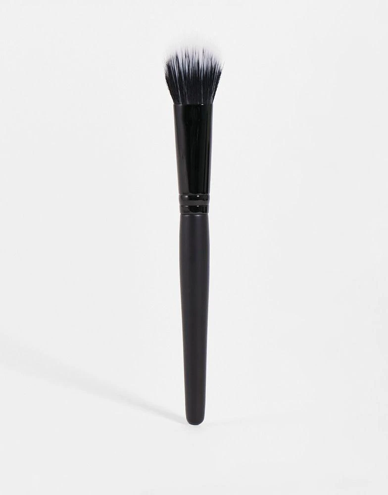 e.l.f. e.l.f. Putty Blush Brush 1