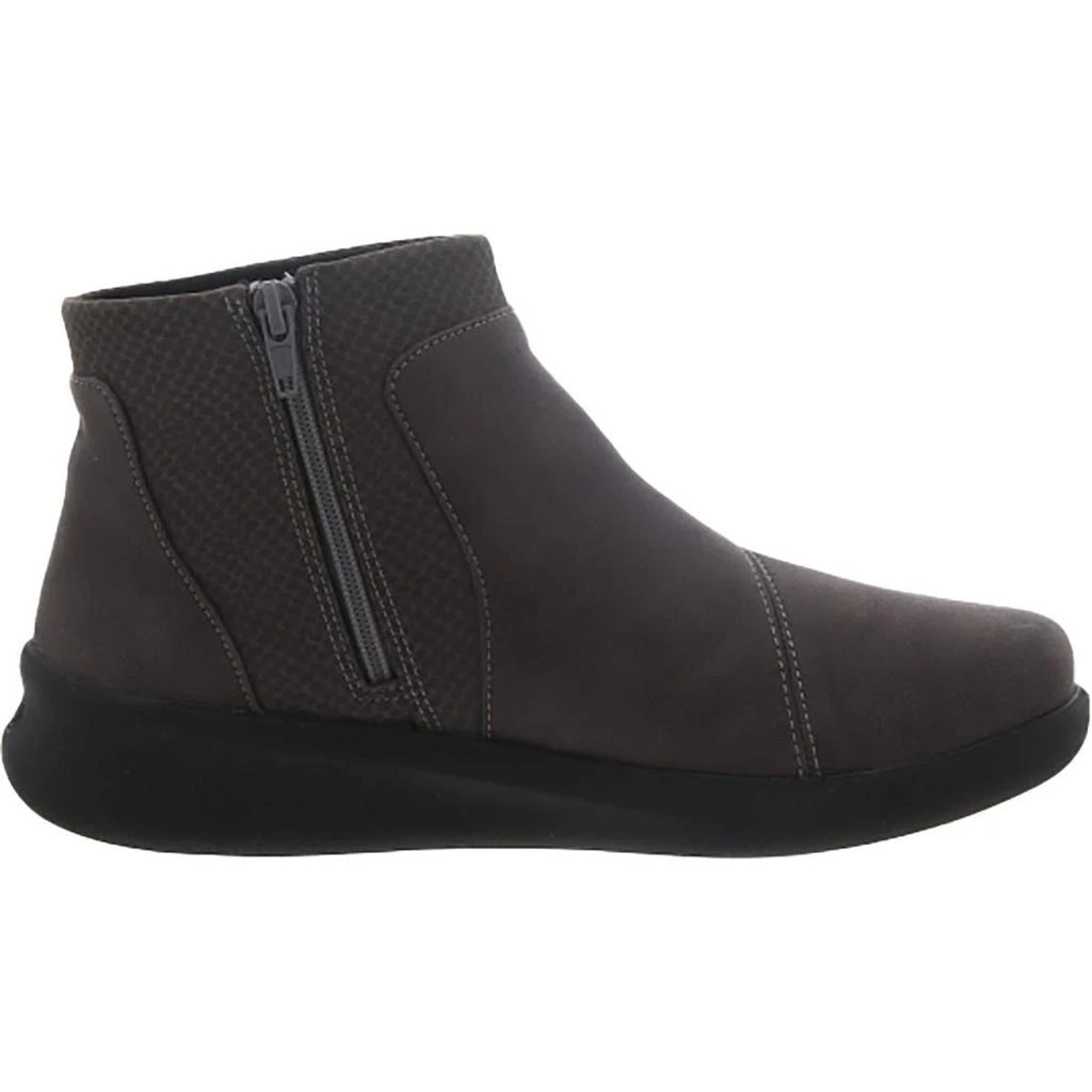 Clarks SILLIAN2.0 HI Womens Crossed straps Side zipper Ankle Boots 2