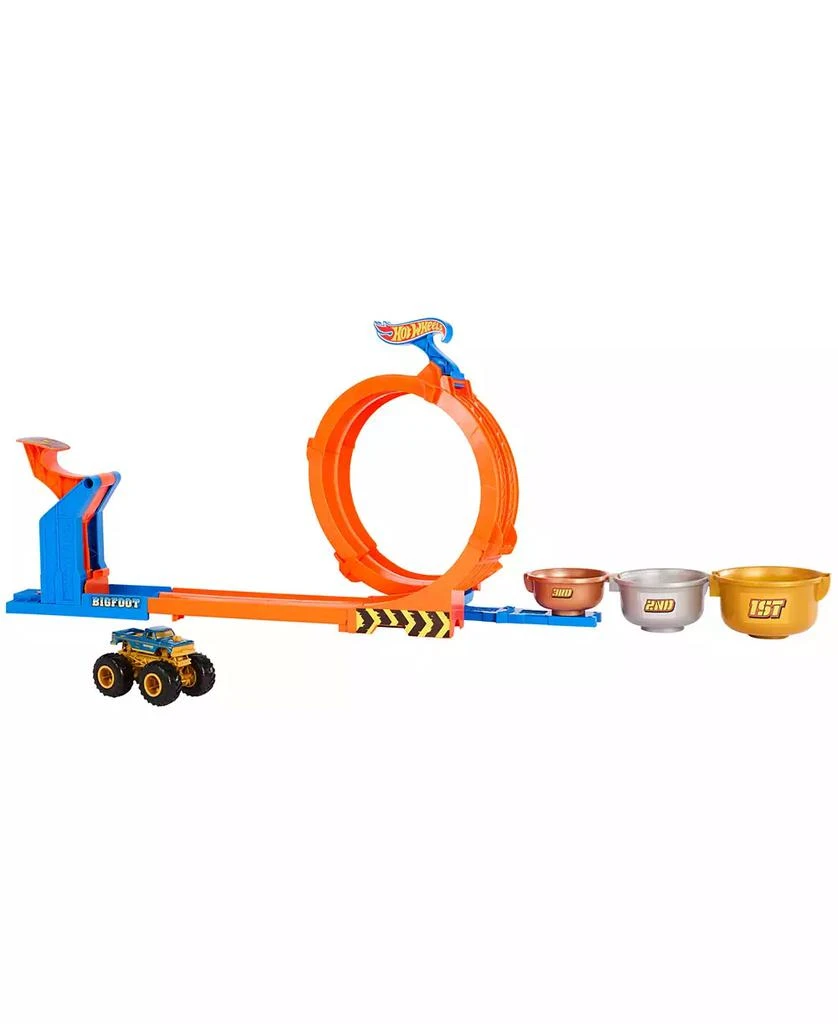 Hot Wheels Monster Trucks Loop-And-Flip Trophy Challenge Playset 3
