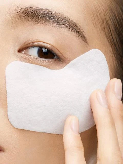 Shiseido Vital Perfection Uplifting & Firming Express Eye Mask 4