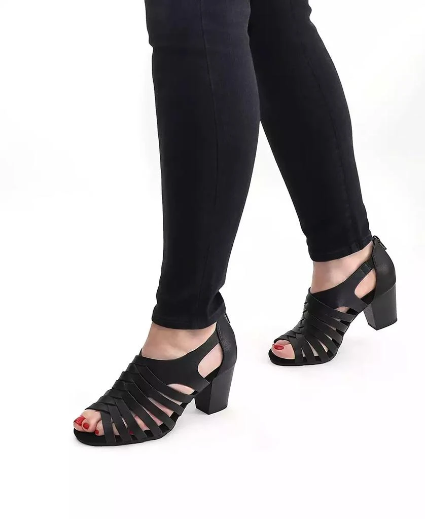 Easy Street Women's Vanni Block Heel Sandals 9