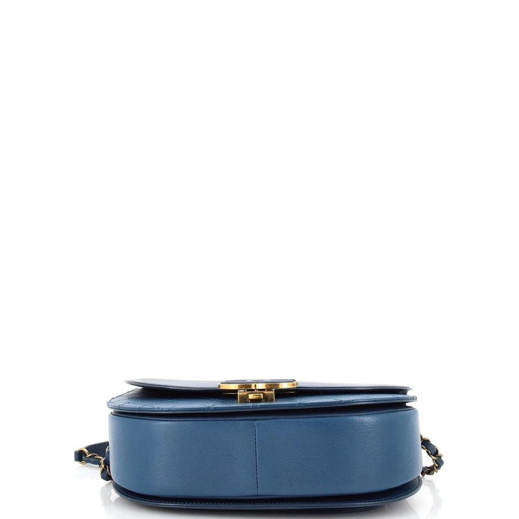 Chanel Coco Curve Flap Messenger Calfskin and Quilted Goatskin Medium 4