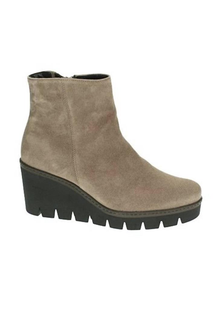 Gabor Women's Heidi Wedge Boot In Tan Suede