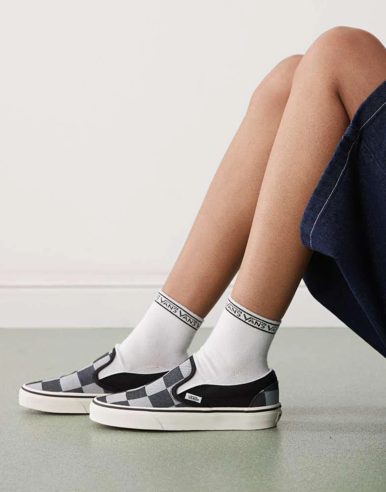 Vans Vans Classic Slip-ON monochrome checkerboard trainers in black 3