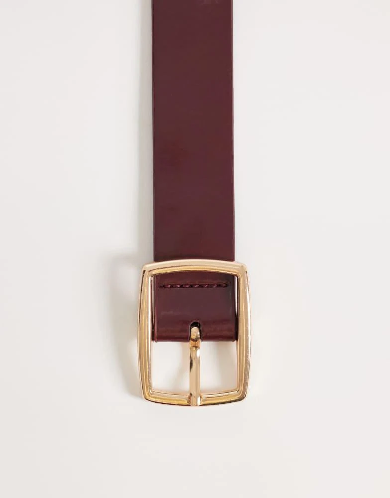ASOS ASOS DESIGN Curve square buckle belt in patent burgundy 3