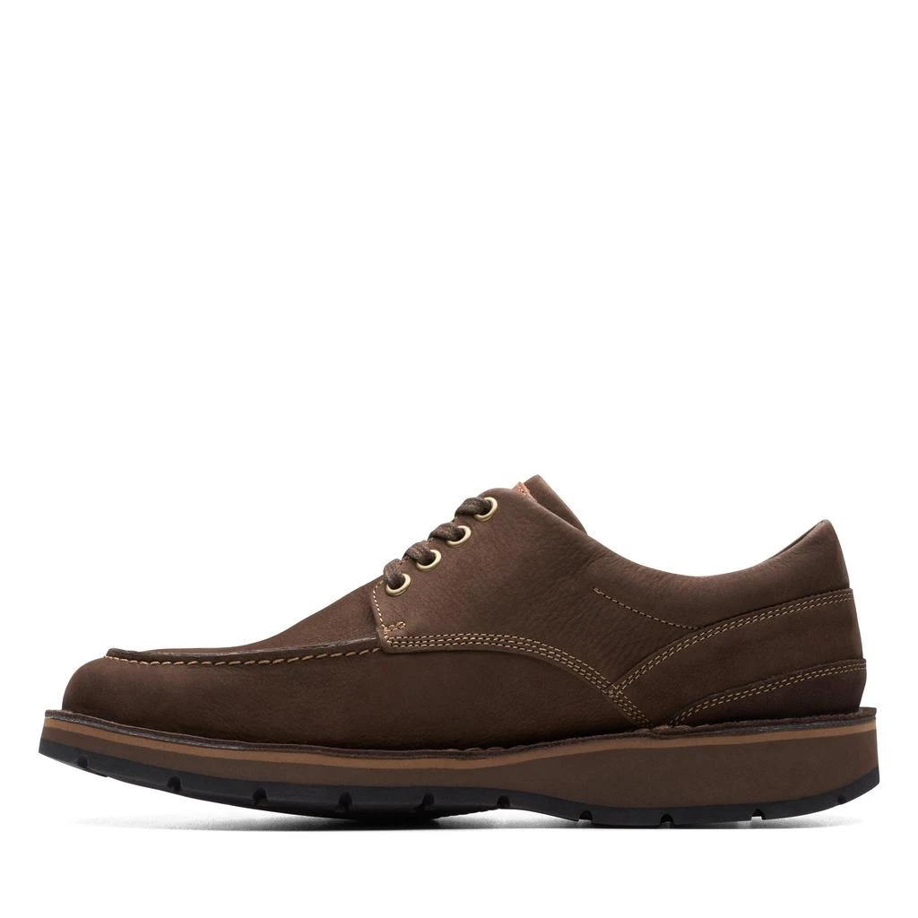 Clarks Gravelle Low in Brown Nubuck 4