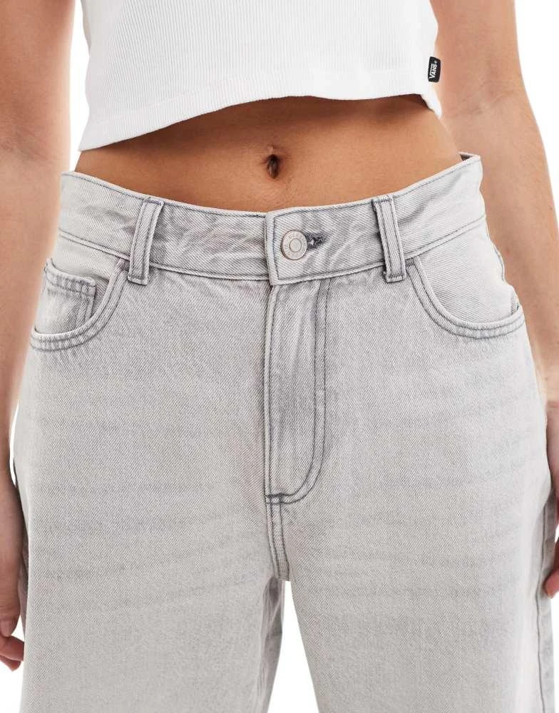 Bershka Bershka wide balloon leg jeans in light grey 5