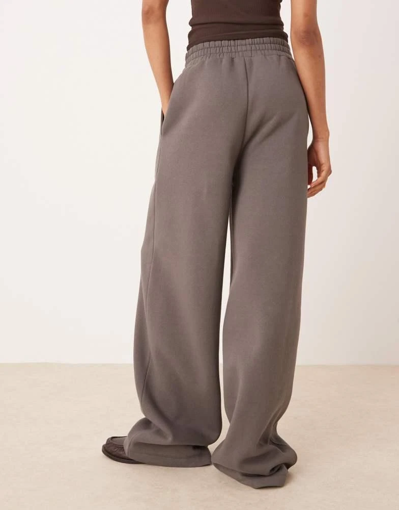ASOS ASOS DESIGN Tall straight leg jogger in grey 3