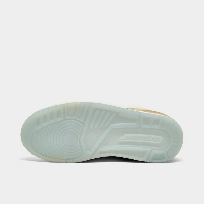 Jordan Womens Air Jordan Retro 3 Basketball Shoes 6