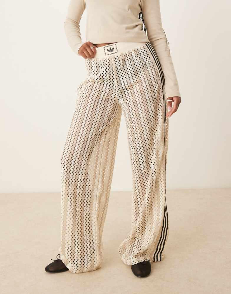 Adidas adidas Originals crochet track pants in white - Joggers
