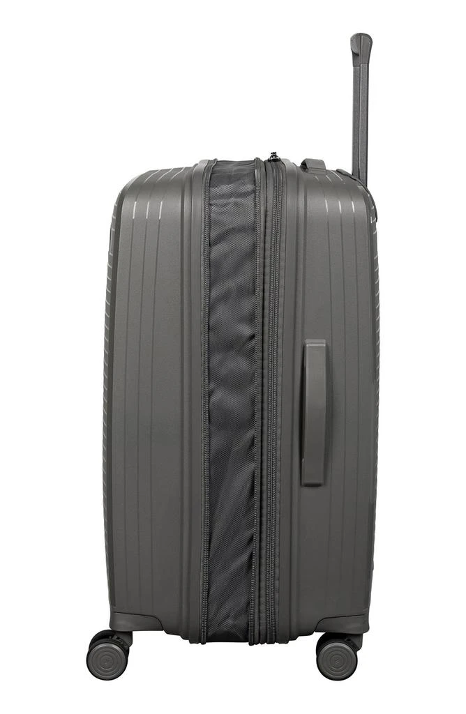 it luggage Spontaneous 26.5-Inch Hardside Spinner Luggage 3