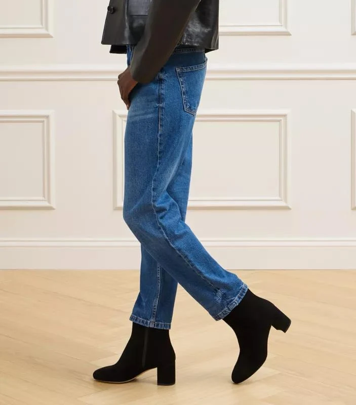 Stuart Weitzman WYNN ZIP BOOTIE 60 3