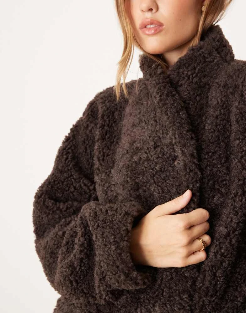 GINA TRICOT Gina Tricot short borg pile jacket in dark mole brown 4