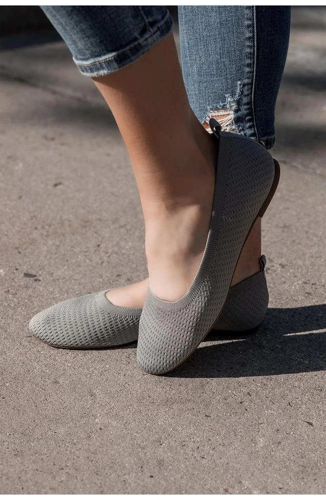 Journee Collection Maryann Knit Flat - Narrow Width 7