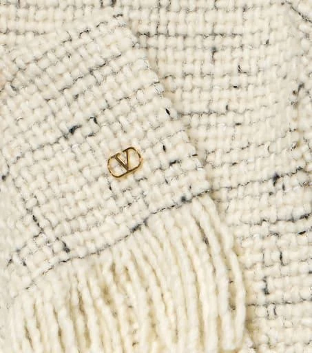 Valentino VLogo wool-blend scarf 4