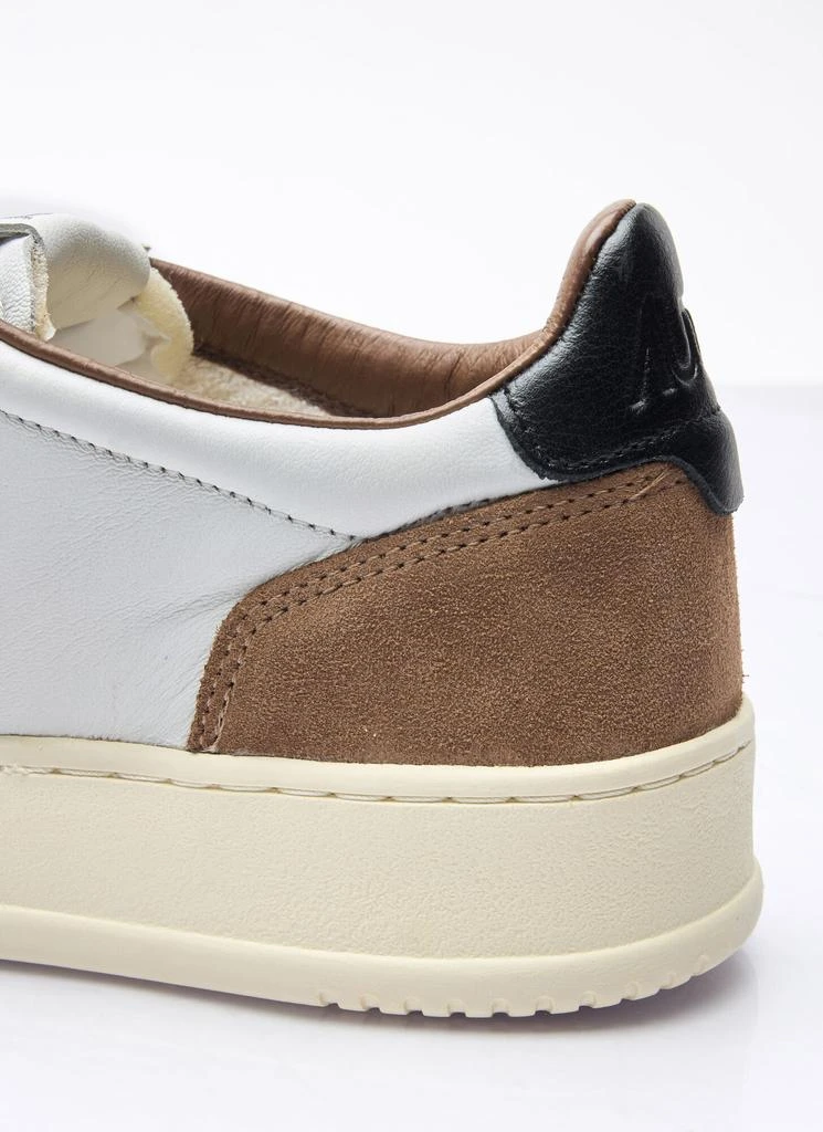 Autry Medalist Low Sneakers 6