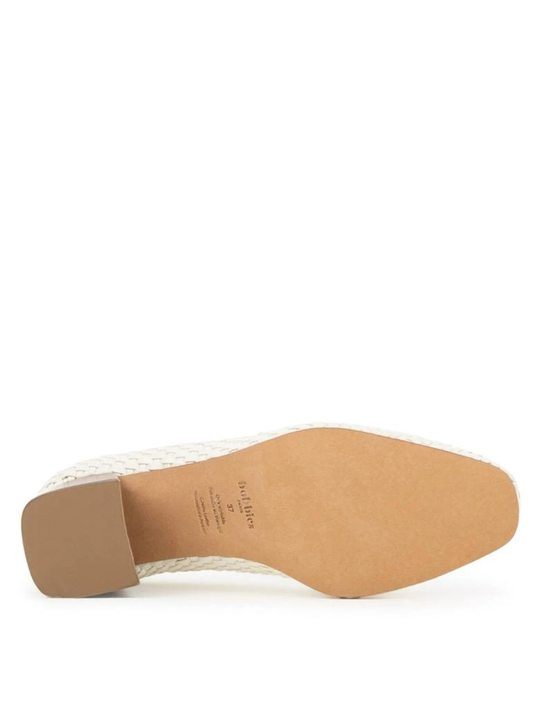 Bobbies Tilvia 4
