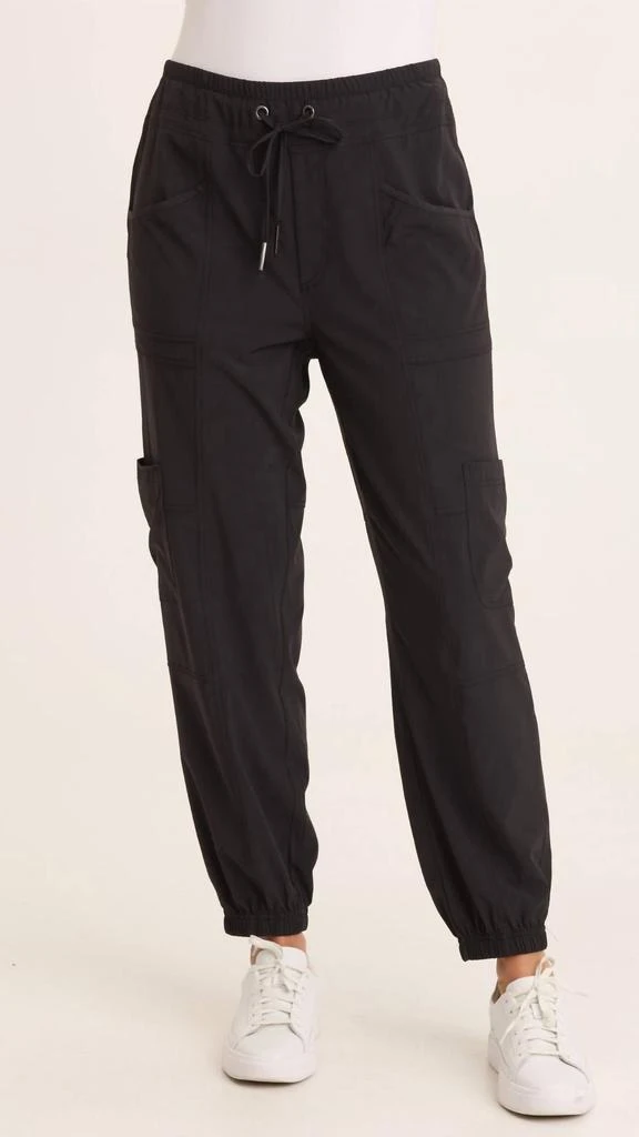 Wearables Wearables - Women's Theobald 4 Way Stretch Cargo Jogger