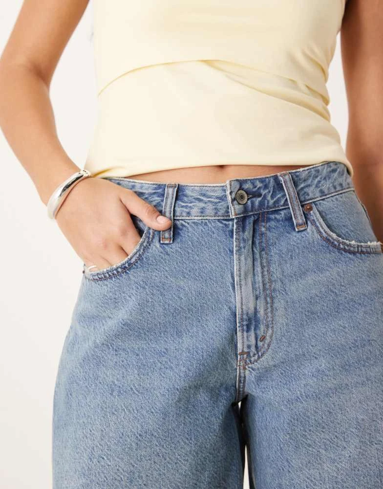 Abercrombie & Fitch Abercrombie & Fitch curve love high rise loose denim shorts with frayed hem in medium wash 4
