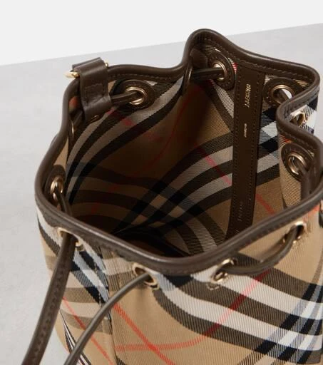 Burberry Burberry Check jacquard bucket bag 3