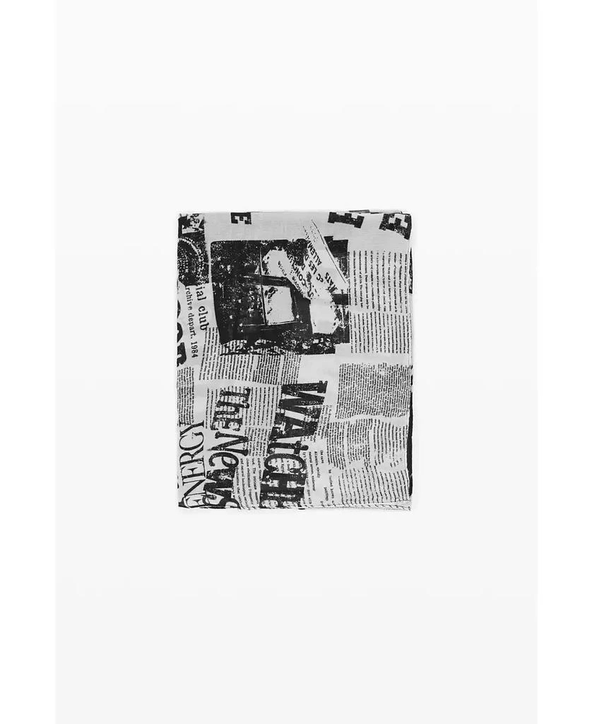 Desigual Women's Rectangular newspaper scarf 3
