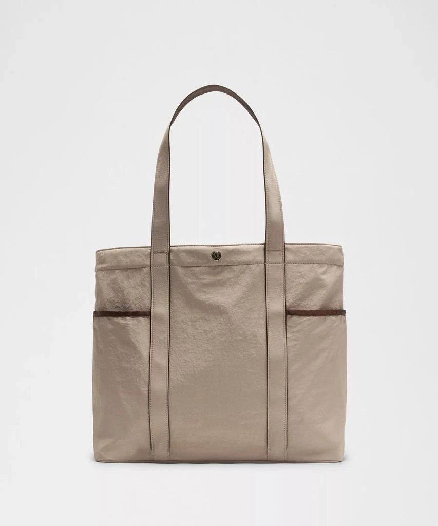 Lululemon Daily Multi-Pocket Tote Bag 20L 20