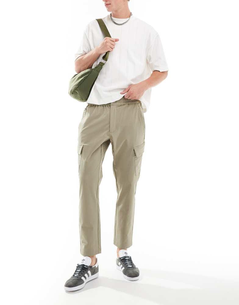 HERA Hera refined tech cargo in grey green