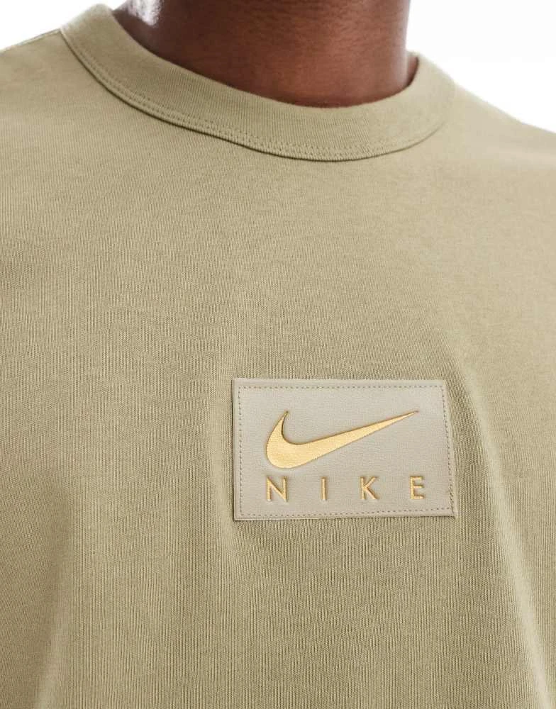 NIKE Nike centre patch logo t-shirt in olive 3