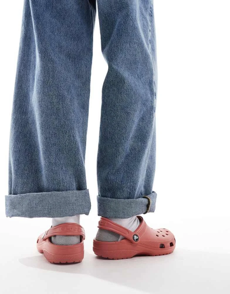 Crocs Crocs Classic clog in wine 4