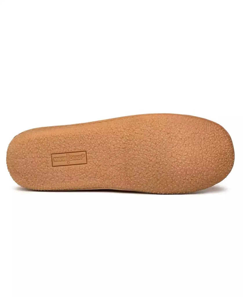 Minnetonka Women's Camp Collar Scuff Slippers 5