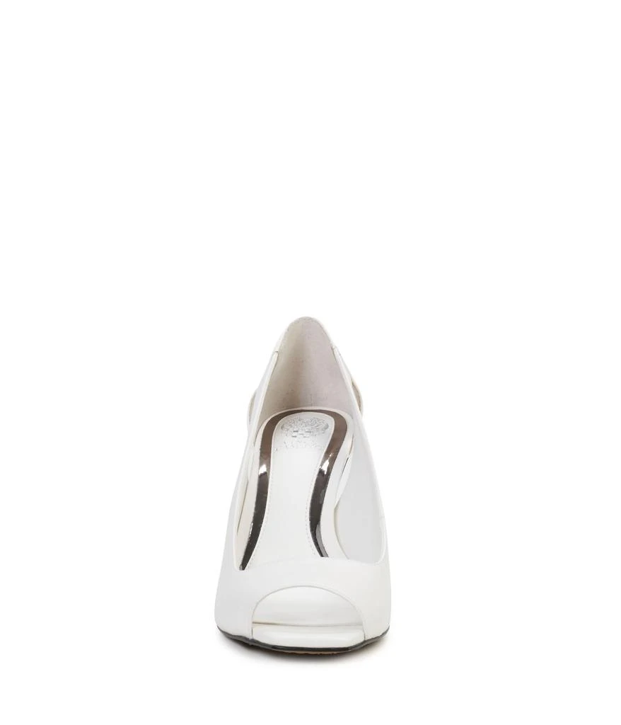 Vince Camuto Lizanie 6