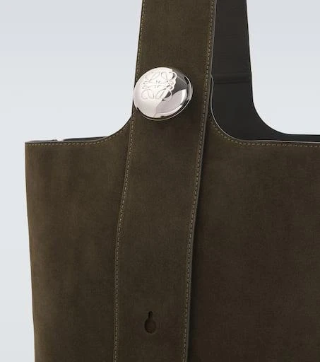 Loewe Pebble Large suede bucket bag 6