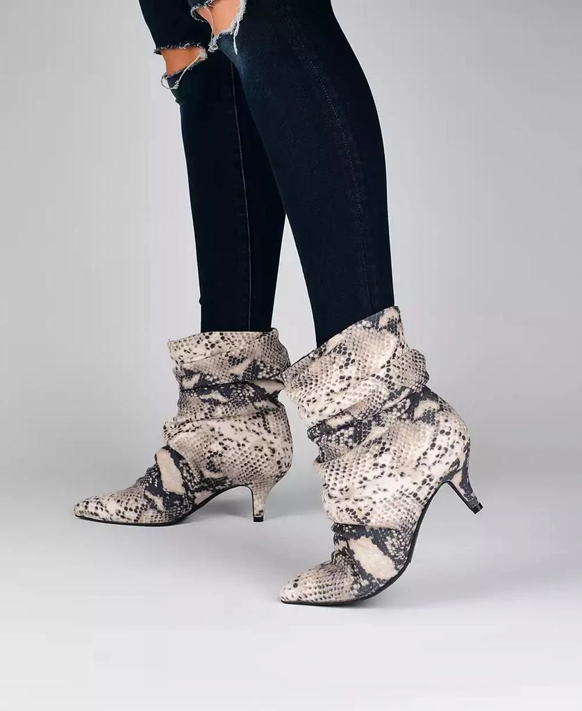 Journee Collection Women's Jo Slouchy Kitten Heel Dress Booties 6