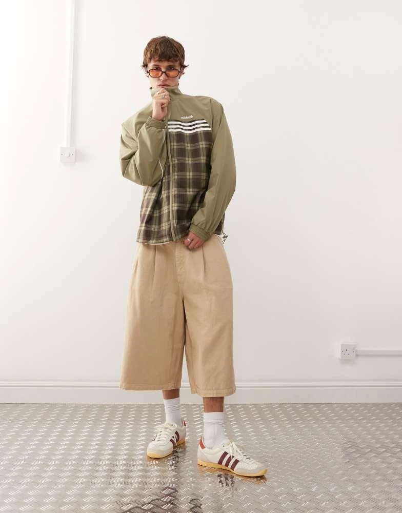 Adidas adidas Originals track jacket in khaki tartan - Jackets - Free Shipping - BeyondStyle Adidas adidas Originals track jacket in khaki tartan - Jackets - Free Shipping - BeyondStyle