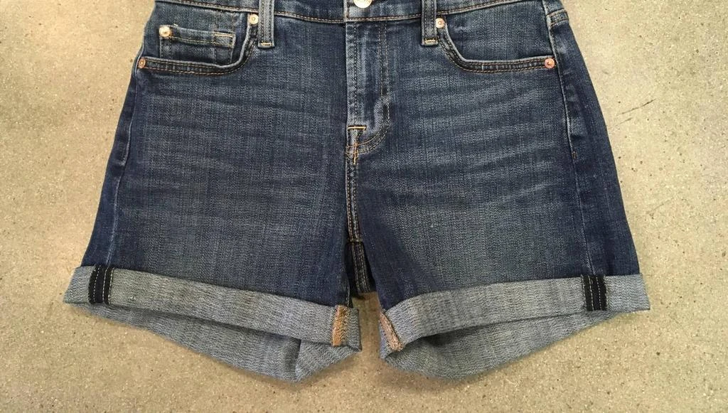 7 For All Mankind 7 For All Mankind - Mid Roll Short 1