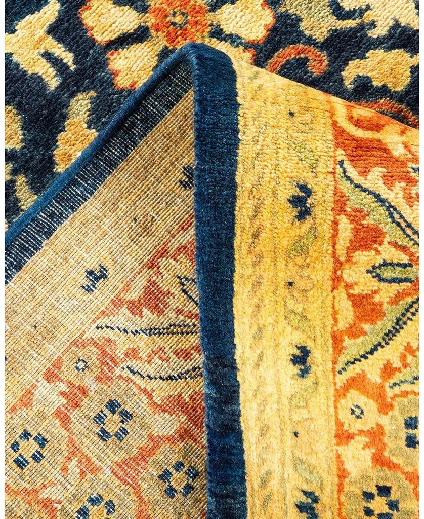 Bloomingdale
s Mogul M1399 Area Rug, 6
1" x 9
1" 7